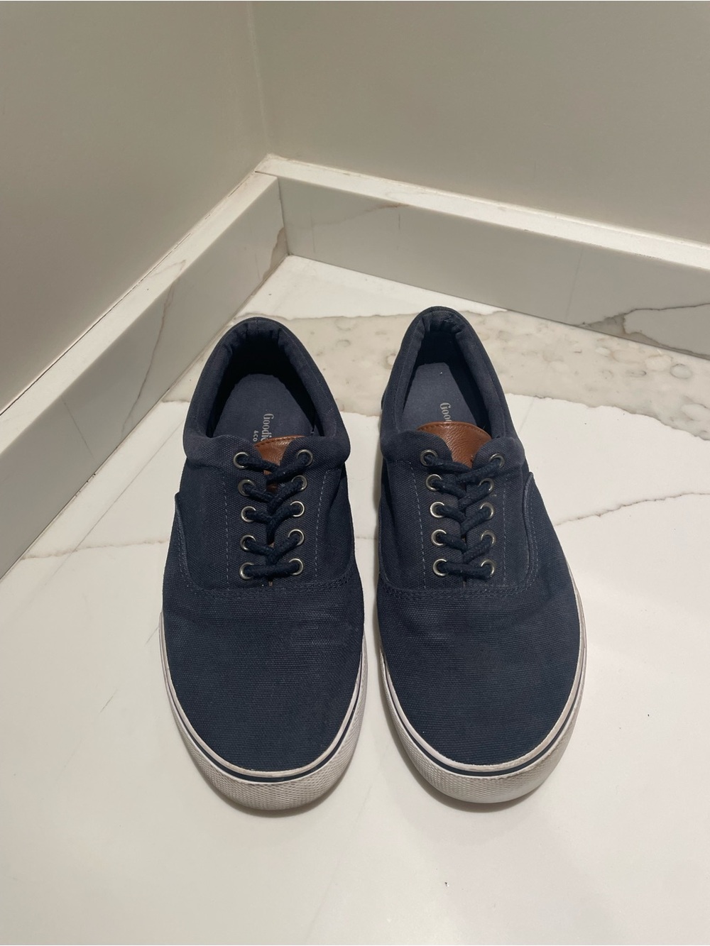 Goodfellow & Co Navy Canvas Low-Top Sneakers with Brown Accent